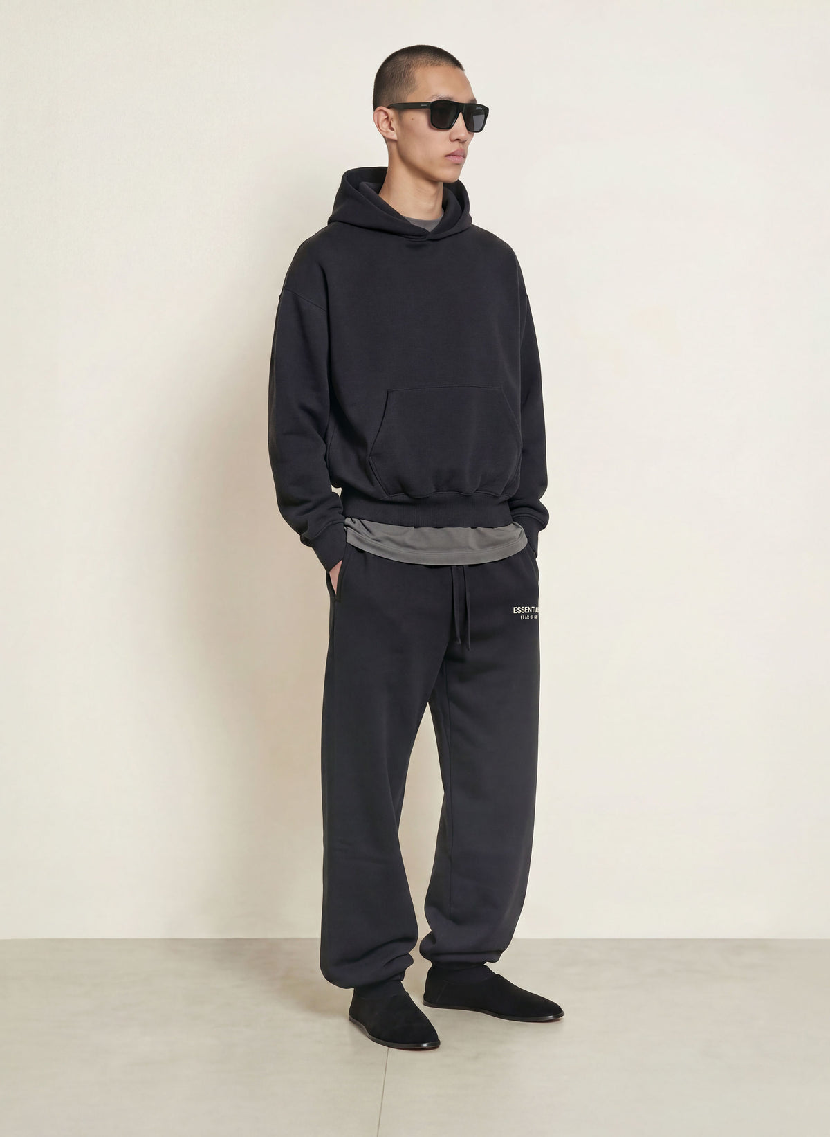 ESSENTIALS - FEAR OF GOD Unisex Hoodie - Black