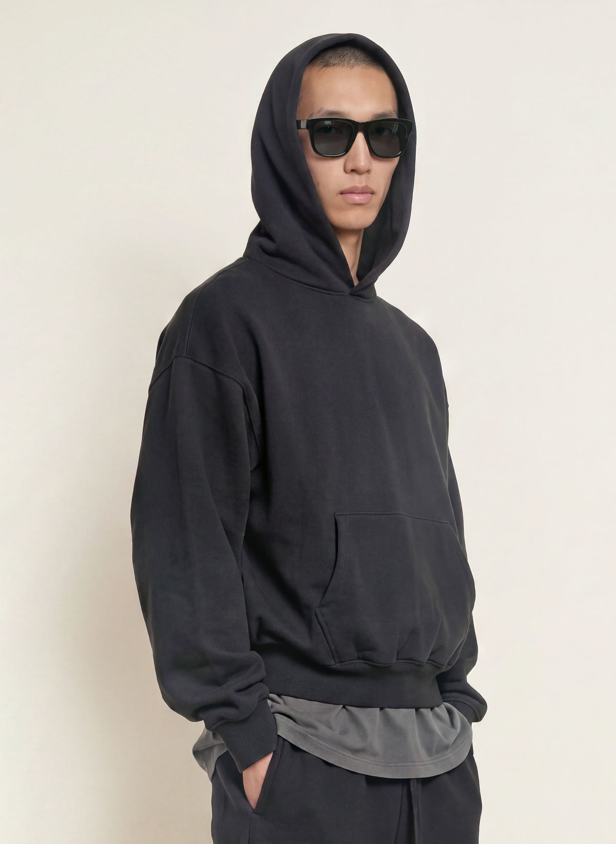 ESSENTIALS - FEAR OF GOD Unisex Hoodie - Black
