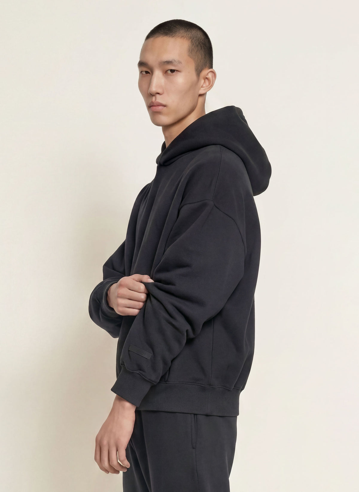 ESSENTIALS - FEAR OF GOD Unisex Hoodie - Black