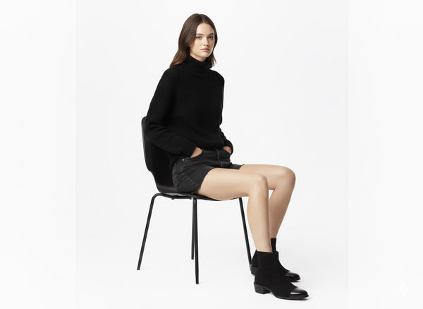 Brunate Ankle boot with shiny toe