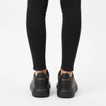 Alexander McQueen Oversized Sneaker – Black Luxury Craftsmanship & Urban Style
