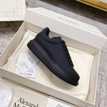 Alexander McQueen Oversized Sneaker – Black Luxury Craftsmanship & Urban Style