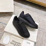 Alexander McQueen Oversized Sneaker – Black Luxury Craftsmanship & Urban Style