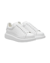 Alexander McQueen Oversized Sneaker – White Luxury Craftsmanship & Urban Style
