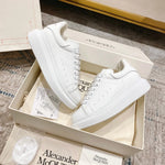 Alexander McQueen Oversized Sneaker – White Luxury Craftsmanship & Urban Style
