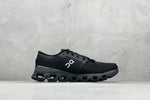 ON CLOUD X 4 BLACK