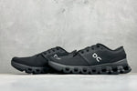ON CLOUD X 4 BLACK