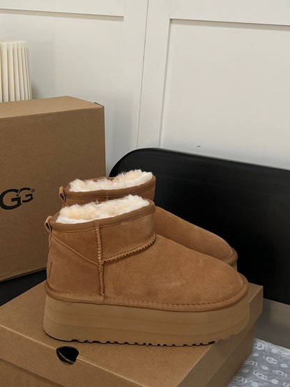 Ugg Classic Ultra Mini Boot