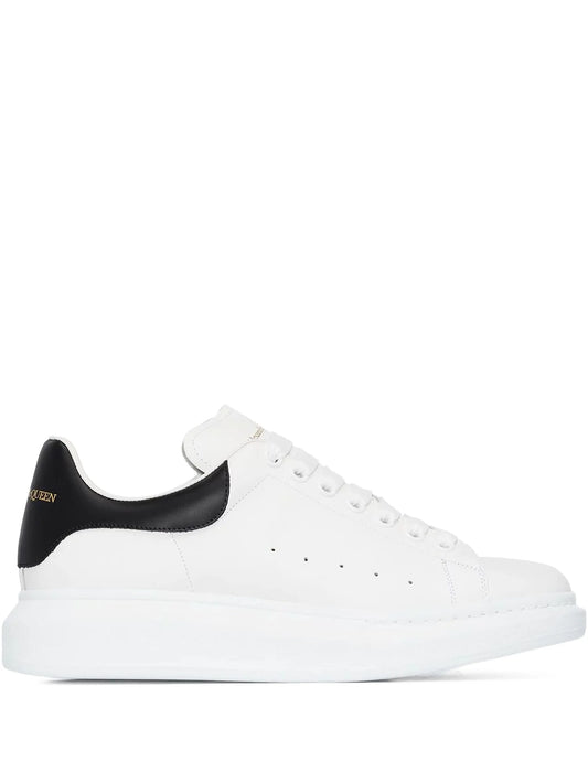 Sneakers Alexander McQueen bianche con tallone nero